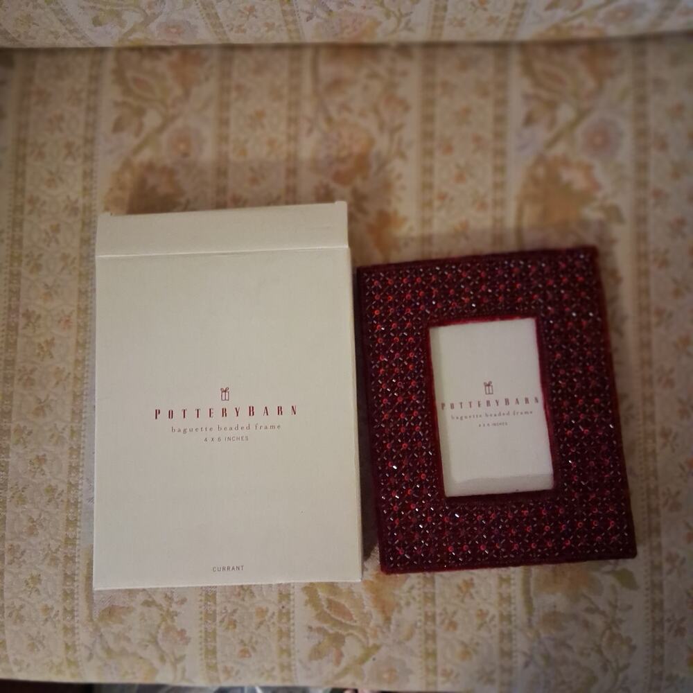 Pottery Barn New in box baguette beaded picture frame 4x6 currant red